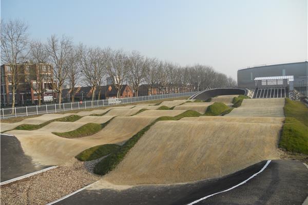 Aanleg BMX-piste - Sportinfrabouw NV